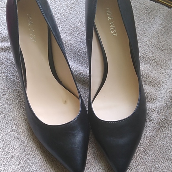 Nine West shoes - Picture 2 of 4